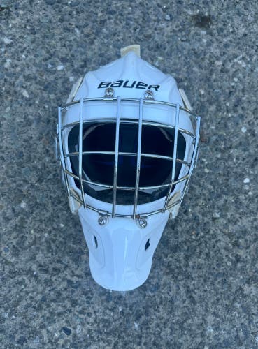 Bauer 930 Goalie Mask (Senior Small)