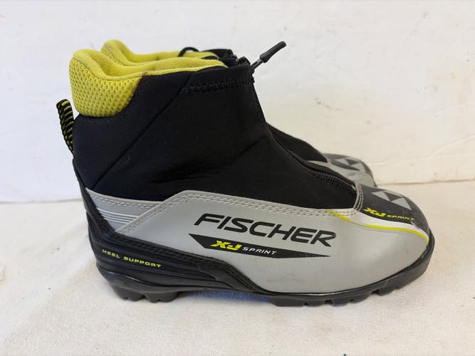 Classic Size 4.0 Fischer XJ Sprint Cross Country Ski Boots (Used)
