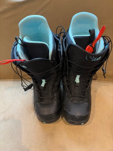 Women's Size M 9.0 (W 10.0) Burton Imprint 1 Snowboard Boots Mint (Used)