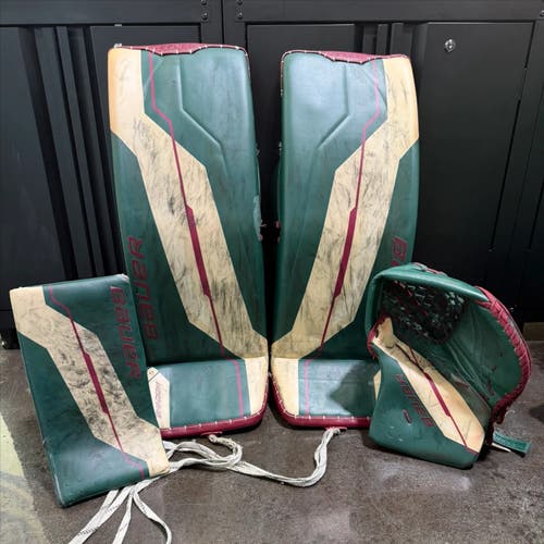 33" Senior Bauer Hyperlite 2 Goalie Set | Skinned as Shadow