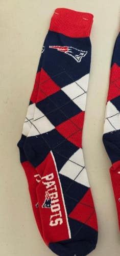 ST1 Mens NFL NEW ENGLAND PATRIOTS Argyle Socks One Size Fits Most FREE SHIPPING