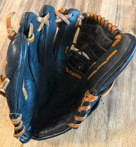 Rawlings Premium Series LH Pitcher's Baseball Glove 11.75" (Used)