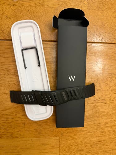 Whoop 5.0 SportsFlex Band Black Like New