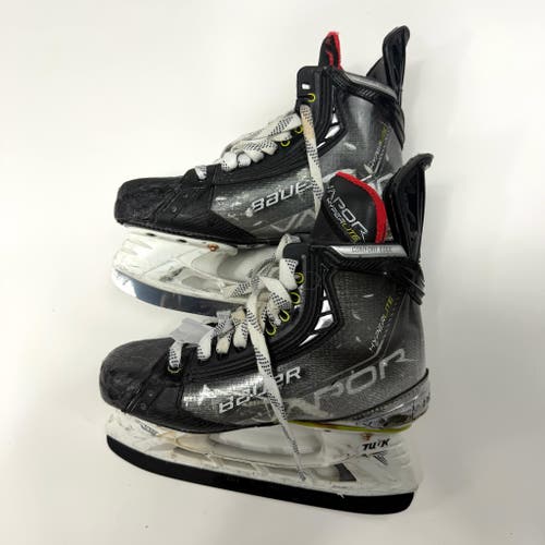Used Bauer Vapor Hyperlite Skates | Size 4.5 Fit 3 | AB761