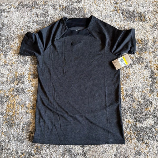 Black Small Men's Nike Jersey (New)
