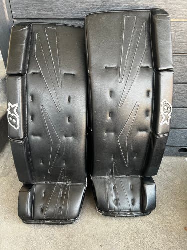 29" Brian's Netzero Goalie Leg Pads (Used)