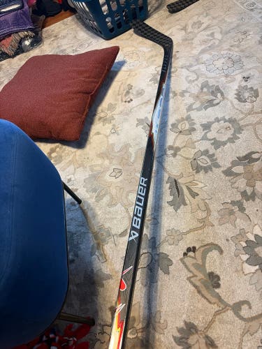 Senior Bauer Flypro Left Hand Hockey Stick P88 70 Flex (Used)