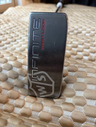 Wilson Infinite Blade Right Handed Putter 35" (Used)