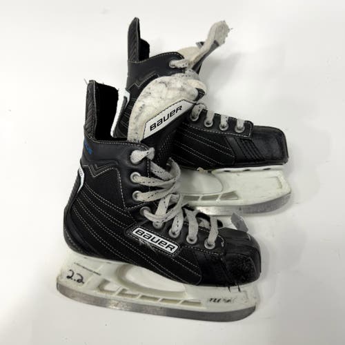 Used Bauer Nexus 4000 Skates | Size 2 R | AB792