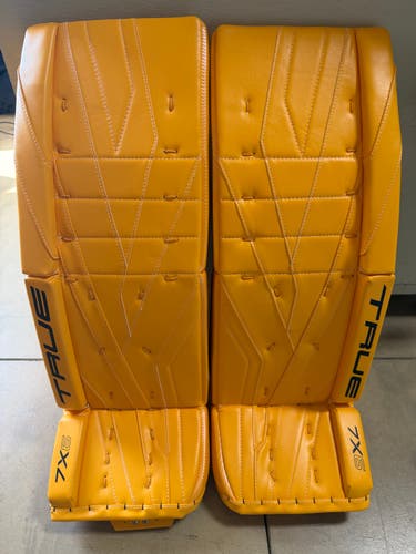 33" True Catalyst 7X6 Goalie Leg Pads 33+2" (New)