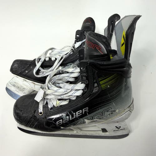 Used Bauer Vapor Hyperlite 2 Skates | Size 10.5 Fit 1 | AB791