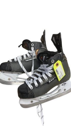 Easton Hockey Skates Size 3.5 EE