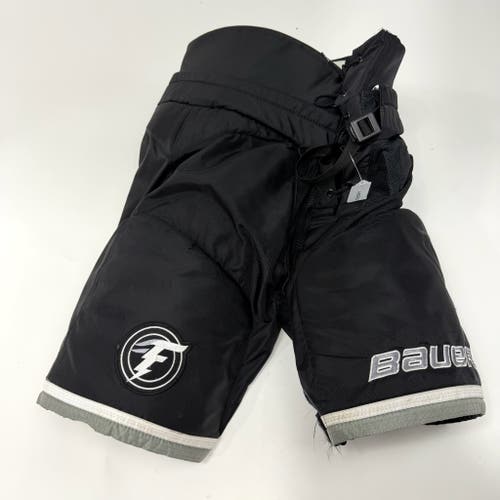 Used Black Bauer Fargo Force Pro Custom Pants | Senior Medium | AB661