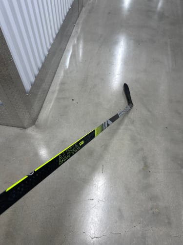 Senior Warrior Alpha LX2 Left Hand Hockey Stick W05 95 Flex Pro Stock (New)