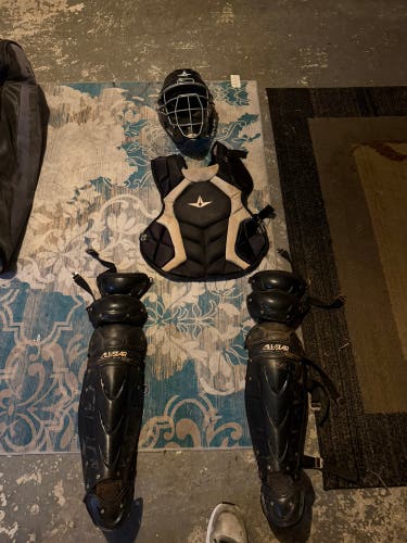 Black All Star Catcher's Set (Used)