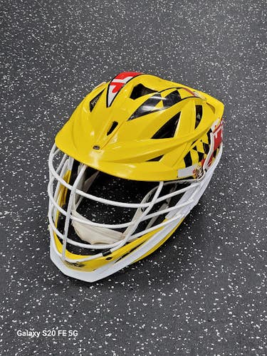 Used Cascade XRS Lacrosse Helmet Yellow One Size 11849-S000043349