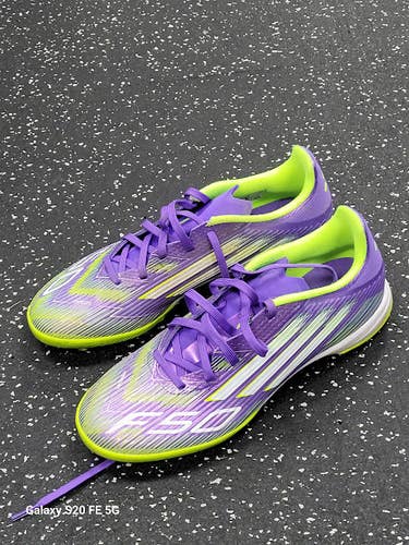 Used Adidas Soccer Cleats Neon Green And Royal Blue Youth 07.0 11849-S000043379