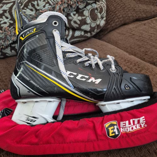CCM Super Tacks PRO AS1 Hockey Skates Regular Width 8.5 (Used)