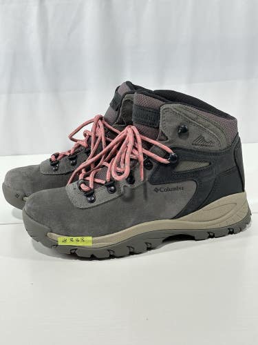 #333 Columbia Hiking Boots Size 7.5 Women Newton Ridge Plus Outdoor Waterproof