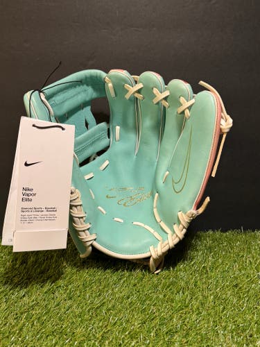 New With Tags 2025 Nike Vapor Elite RH Infield Baseball Glove 11.5"