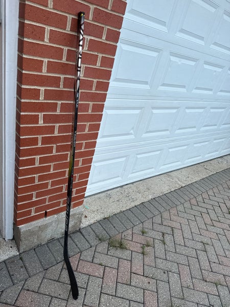 Senior Bauer Vapor Hyperlite 2 Left Hand Hockey Stick P92 72 Flex (Used)