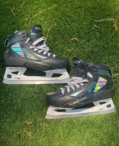 True TF9 Goalie Skates Senior 7-7.5R with CCM XSG Holders, Steel, & Upgrades *Read Full Description*