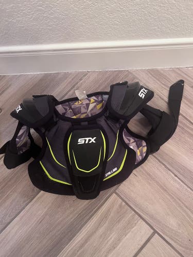 Small Youth STX Stallion 200+ Shoulder Pads (Used)