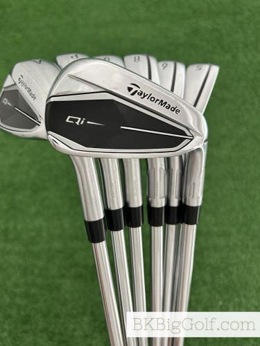 Taylormade Qi Iron Set 5-A / Dynamic Gold S200 Stiff