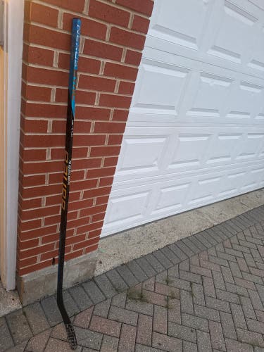 Senior Bauer Nexus Sync Left Hand Hockey Stick P28 70 Flex (Used)