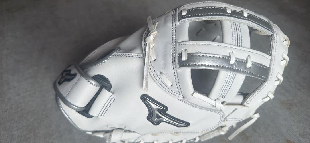 Mizuno Mvp select Softball Glove 34" (New)