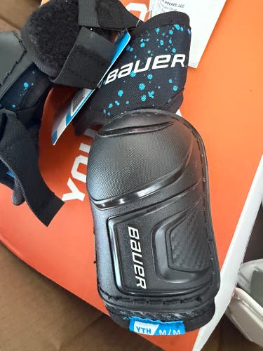 Youth Medium Bauer Vapor Volt Elbow Pads (New)