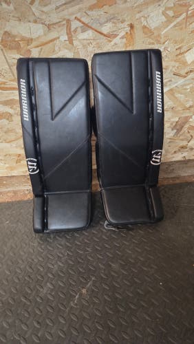26" Warrior Ritual G6 E+ Goalie Leg Pads (Used)
