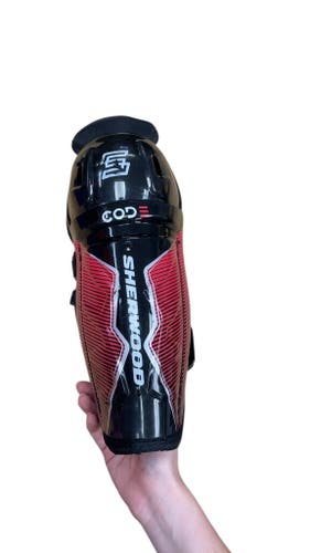 Sherwood Code Youth 10" Hockey Shin Pads