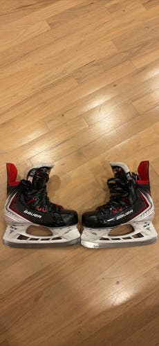 Bauer Vapor Fly30 Hockey Skates Regular Width Size 2