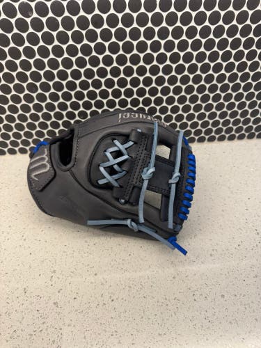 Marucci Ascension RH Baseball Glove 11.25" (Used)