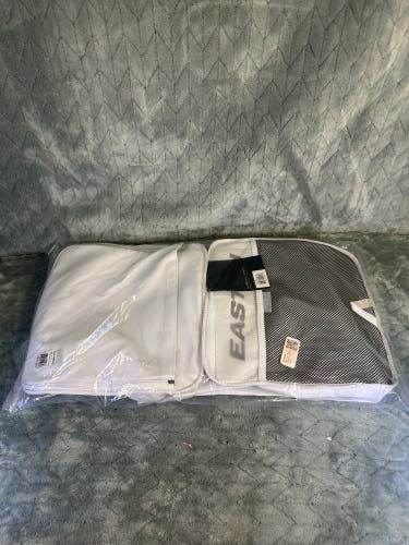 White Easton Bags & Batpacks Duffle Bag (New)