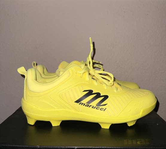 Men's Size M 9.5 Marucci Cleats (New)