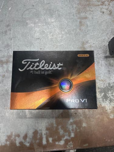 Used Titleist PRO V1 12 Pack - Golf Balls 11337-S000495468