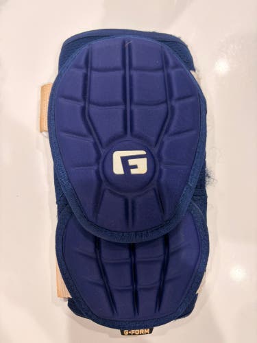 Blue Junior Elbow Protection (Used)