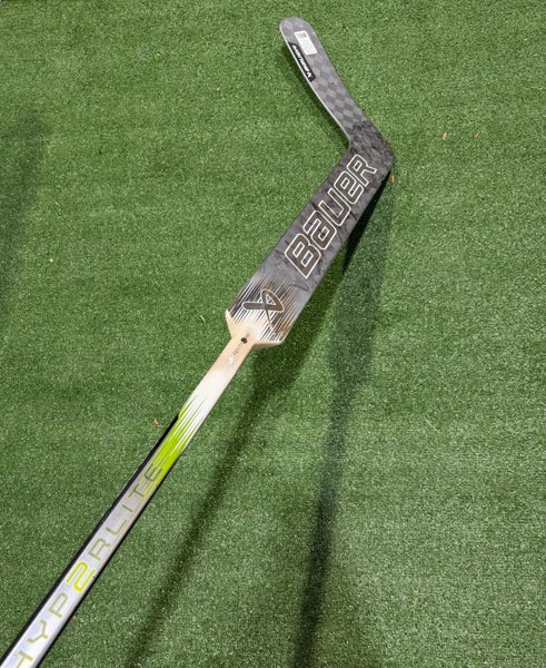 Intermediate Bauer Vapor Hyperlite 2 Regular Goalie Stick | 24" Paddle