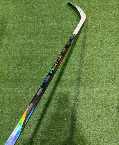 Junior Bauer Nexus Tracer Hockey Stick | RH P92
