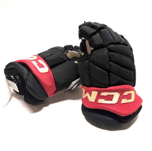 New 14" Morgan Reilly Team Canada 4-Nations CCM Jetspeed (HGPJSXP) Pro Stock Gloves -