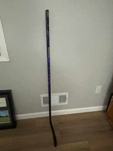 Youth CCM Ribcor Trigger 10 Pro Left Hand Hockey Stick P29 Less Than 30 Flex (New)