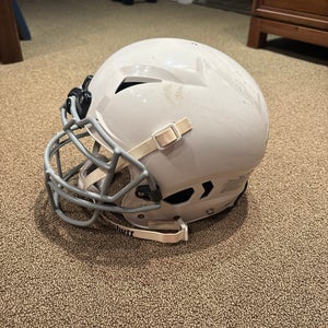 White Youth Large Schutt Vengeance A11 Helmet (Used)