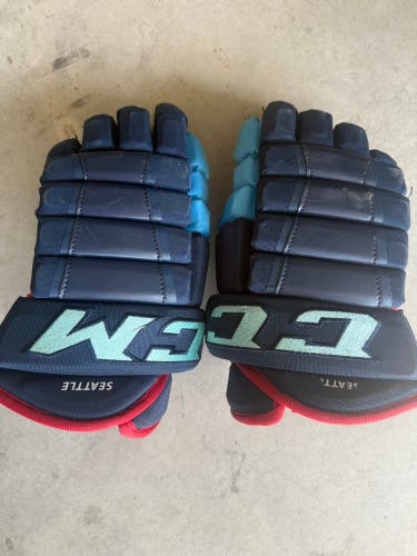 CCM HG4PC Gloves 14" (Used)