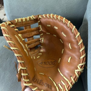 Wilson A1000 RH First Base Baseball Glove 12.5" (Used)
