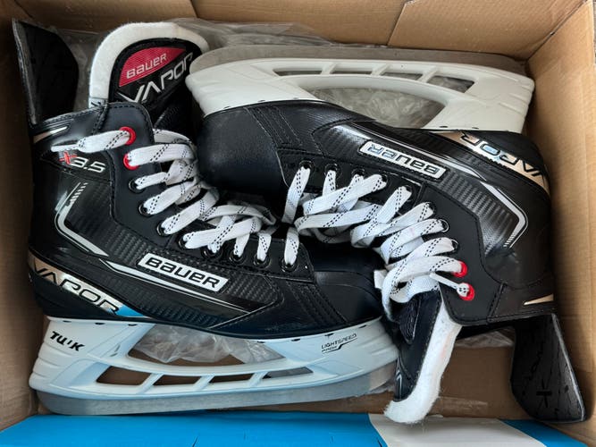 Bauer Vapor X3.5 Hockey Skates Regular Width 7.5 (Used)