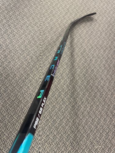 Intermediate Teal Bauer Nexus Tracer Left Hand Hockey Stick P92 65 Flex (New)