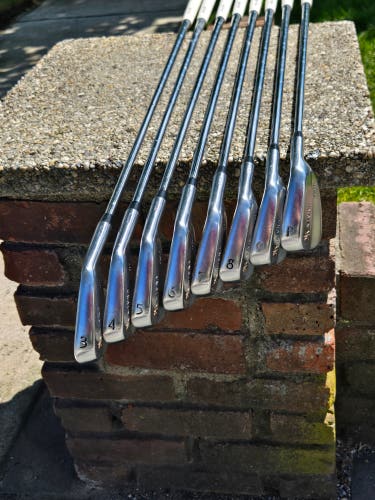Men's Miura Tournament Blade Right Handed Iron Set (Used)