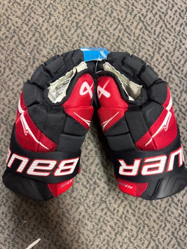 Bauer Vapor Flylite Gloves 12" (New) Black/Red